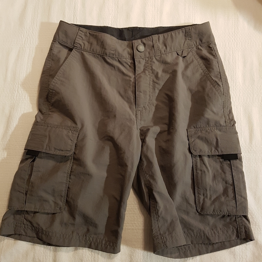 Eastern Mountain Sports boys size (6/7) small grey hiking shorts EUC